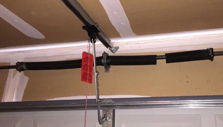 garage door won't stay closed